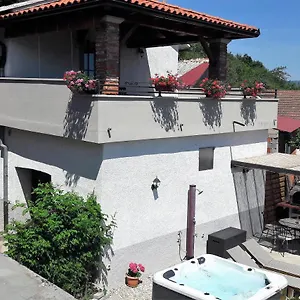  Ferienhaus Ivana
